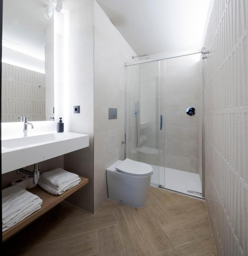 Hotel Blanq Ruzafa Valenza Esterno foto